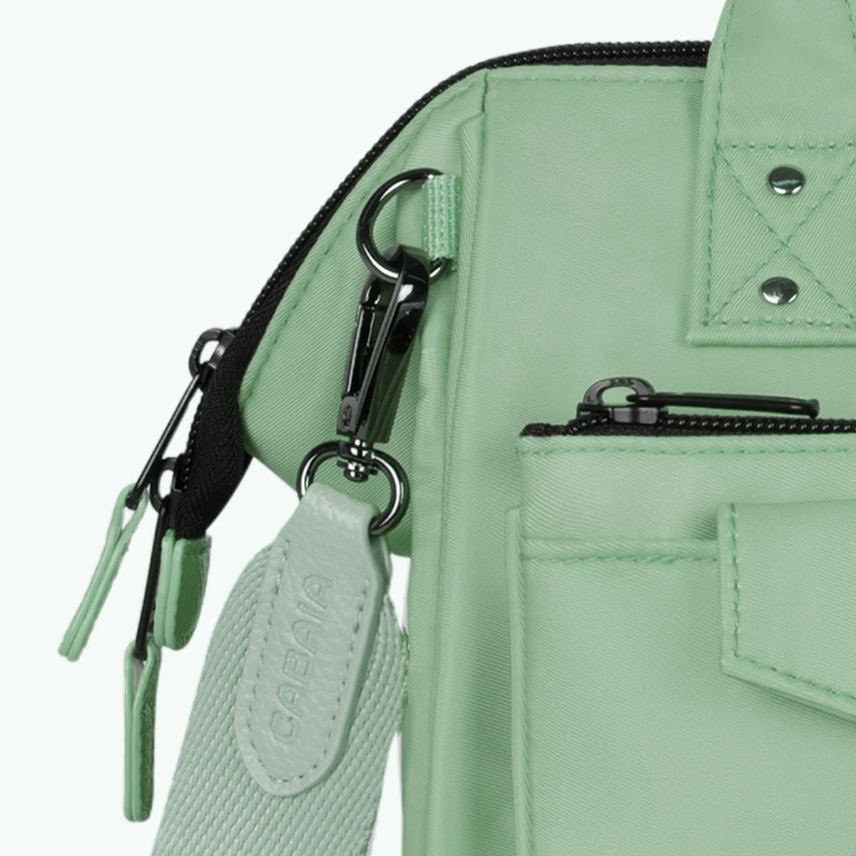 Crossbody Adventurer Medium Tampa